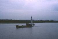 boats sailing on river near Ningbo 2b.jpg 2.7K